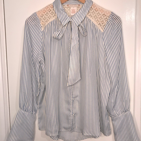 Flying Tomato, size small blouse - Picture 1 of 4